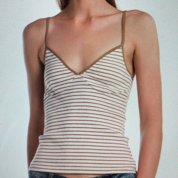 2 Pieces Ribbed Crop Stripe Tank Tops - Picture 5 of 8